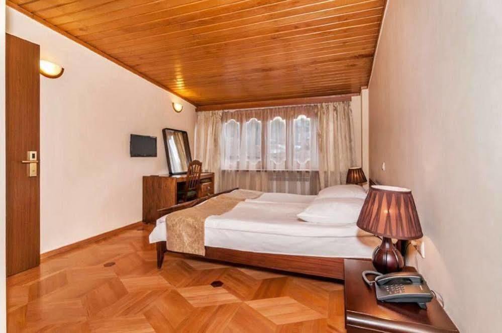 Hotel VIP Tbilisi Exterior foto
